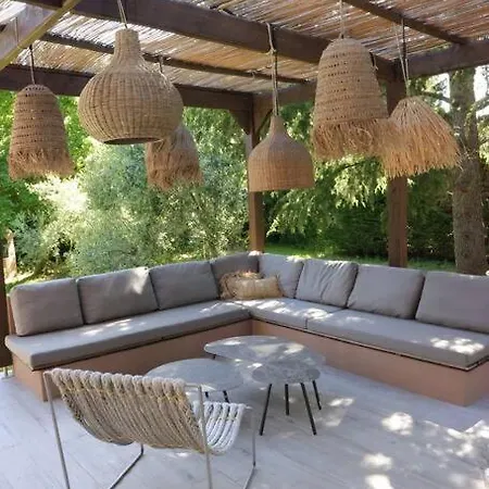 Un Paradis Avec Piscine Au Coeur Du Village *