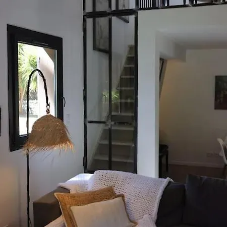 Un Paradis Avec Piscine Au Coeur Du Village