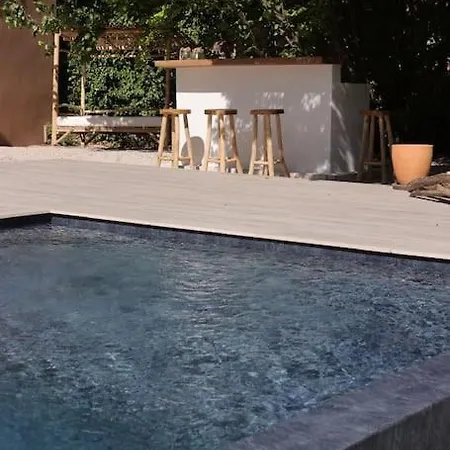 Un Paradis Avec Piscine Au Coeur Du Village فيلة كاسيس