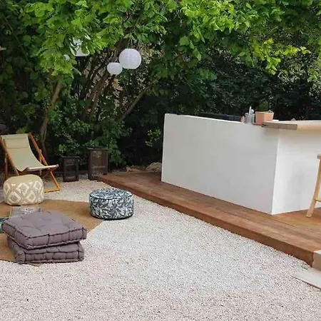 Un Paradis Avec Piscine Au Coeur Du Village